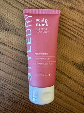 Pink Pineapple & Coconut Scalp Mask for All Hair Types